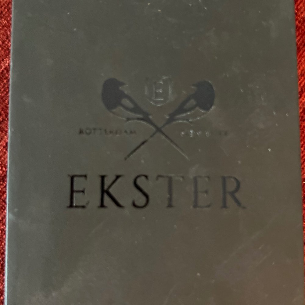 Eskter Mens Wallet: Parliment style NWOT